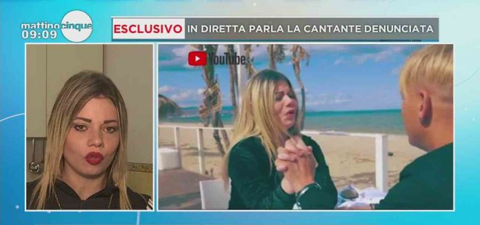 Mattino 5, la storia di Agatina Arena: ha utilizzato reddito cittadinanza per incidere disco | video Mediaset Agatina Arena a Mattino Cinque