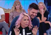 Uomini e Donne, ospiti Anna Pettinelli e Stefano Macchi: il confronto con Cecilia Zagarrigo | Video Witty Tv Anna Pettinelli e Stefano Macchi a Uomini e Donne