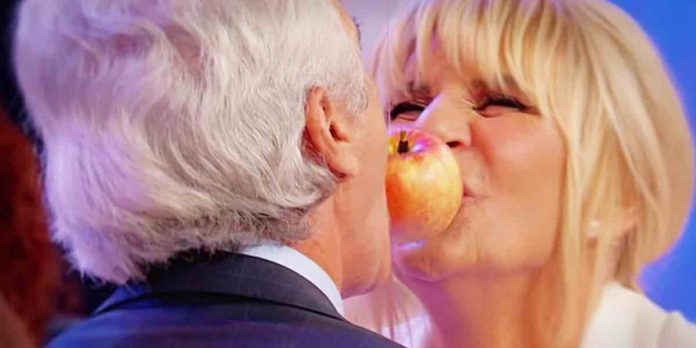 Uomini e Donne Trono Over, anticipazioni 15 ottobre: Gemma e Ida come nel “tempo delle mele” | Video Witty Tv Gemma e Jean Pierre Uomini e Donne over