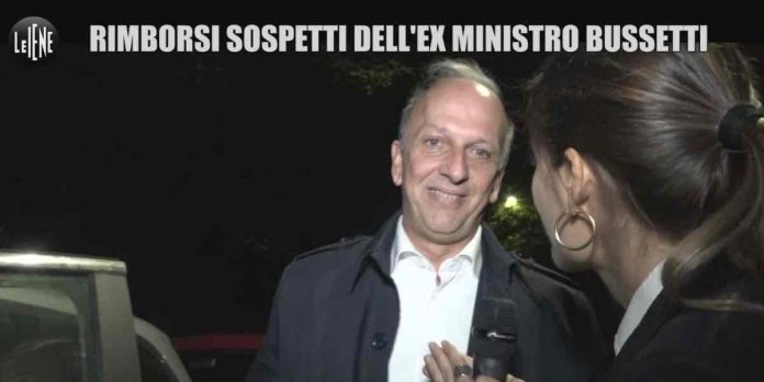 Le Iene, Marco Bussetti e i rimborsi sospetti da 25mila euro | Video Mediaset Le Iene, Marco Bussetti e rimborsi sospetti