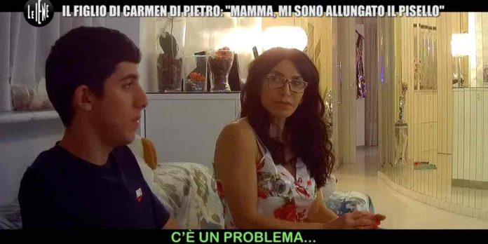 Lo scherzo a Carmen di Pietro a Le Iene: il figlio Alessandro e la “falloplastica” | Video Mediaset Le Iene, lo scherzo a Carmen Di Pietro