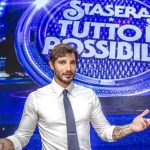 Ascolti tv ieri, giovedì 23 maggio 2024: Mascaria (12.4%), Viola come il mare 2 (12.8%), Stasera tutto è possibile (14.3%) | Dati Auditel Stasera tutto è possibile 2019 Rai2