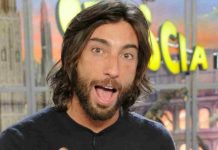 Striscia la notizia, Brumotti a Cinisello Balsamo: continua la lotta contro la droga | video Mediaset vittorio brumotti