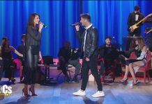 Pamela Camassa e Filippo Bisciglia cantano “Il cielo in una stanza” al Maurizio Costanzo Show | Video Mediaset Camassa e Bisciglia cantano insieme