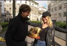 Diletta Leotta parla di Bitcoin a Striscia la notizia: “E’ una fake news” | video Mediaset Diletta Leotta ritira il tapiro a Striscia la notizia