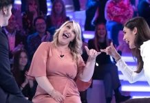 Katia Follesa e Angelo Pisani a Verissimo: matrimonio in tv | Video Mediaset Katia Follesa e Angelo Pisani