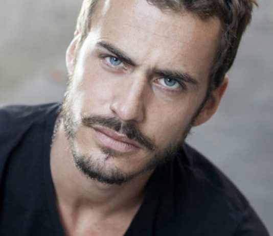 I Medici 3, intervista esclusiva a Raniero Monaco di Lapio: “Il mio cavallo si era innamorato” L'attore Raniero Monaco di Lapio