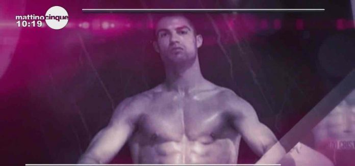 Mattino Cinque, Cristiano Ronaldo e il narcisismo degli uomini di oggi | Video Mediaset Mattino Cinque, Cristiano Ronaldo e narcisismo