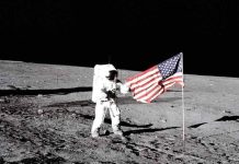 Ulisse – Quella notte sulla Luna: Piero e Alberto Angela insieme su Rai1 Ulisse quella notte sulla Luna Rai1