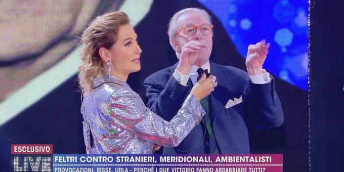 Vittorio Feltri: “mi sono rotto le pal*e a sentire delle galline” e lascia lo studio di Live non è la D’Urso | Video Mediaset Vittorio Feltri lascia lo studio di Live non è la d'urso
