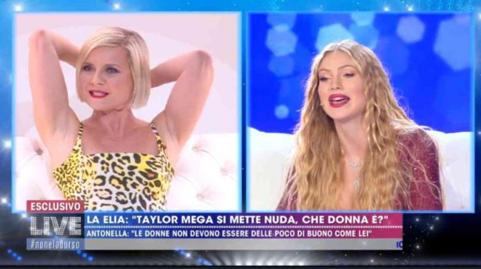 Mattino Cinque, lite a distanza tra Taylor Mega e Antonella Elia | Video Mediaset Antonella Elia e Taylor Mega a Live - Non è la D'Urso