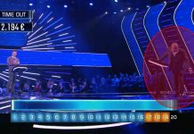 Gerry Scotti rischia di cadere a Conto alla rovescia: “Morivo in diretta” | video Mediaset Gerry Scotti rischia la caduta a Conto alla rovescia