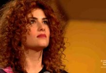 Giulia Olivieri si presenta a All together now 2: è la fidanzata del vincitore Gregorio Rega | video Mediaset Giulia Olivieri a All together now 2