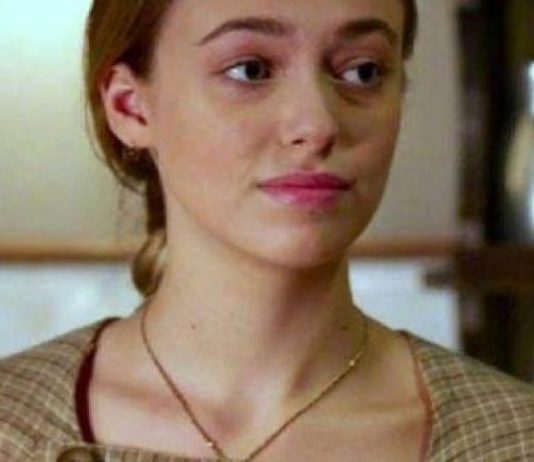 Il Paradiso delle Signore: anticipazioni trame da lunedì 30 dicembre a venerdì 3 gennaio 2020. Il segreto di Angela Alesssia Debandi intrprete di Angela Barbieri neI PDS