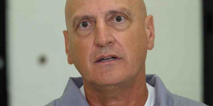 Le Iene, Chico Forti: 21 anni di prigione anche se innocente? | Video Mediaset Intervista Chico Forti Le Iene