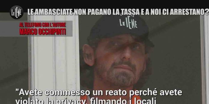 Le Iene, le ambasciate non pagano la tassa dei rifiuti: Filippo Roma e la Grande Monnezza | Video Mediaset Le Iene, le ambasciate non pagano la tassa dei rifiuti