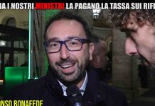 Le Iene, i ministri pagano la tassa dei rifiuti? Ecco cosa hanno risposto | Video Mediaset Le Iene, ministri e tasse per rifiuti
