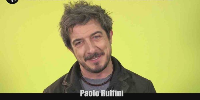 Paolo Ruffini, intervista a Le Iene: da gennaio condurrà La Pupa e il Secchione | Video Mediaset Paolo Ruffini intervista a Le Iene