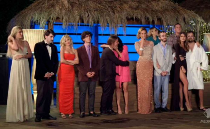 La Pupa e il Secchione e Viceversa, le coppie della terza puntata dopo il nuovo scambio tra concorrenti | video Mediaset Le coppie della terza puntata de La Pupa e il Secchione e Viceversa