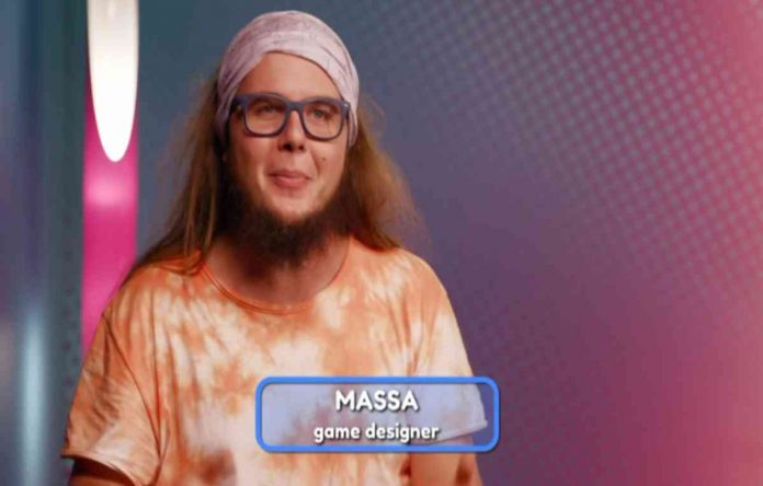 Chi è Dario Massa, il concorrente de La Pupa e il Secchione 2020 in coppia con Marina | video Mediaset Dario Massa a La pupa e il secchione 2020