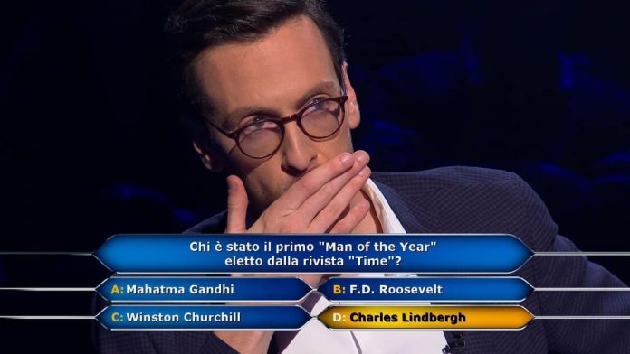 Chi vuol essere milionario 2020, Enrico Remigio leggerà l’ultima domanda da 1 milione di euro: l’annuncio di Gerry Scotti | video Mediaset Enrico Remigio - Chi vuol essere milionario