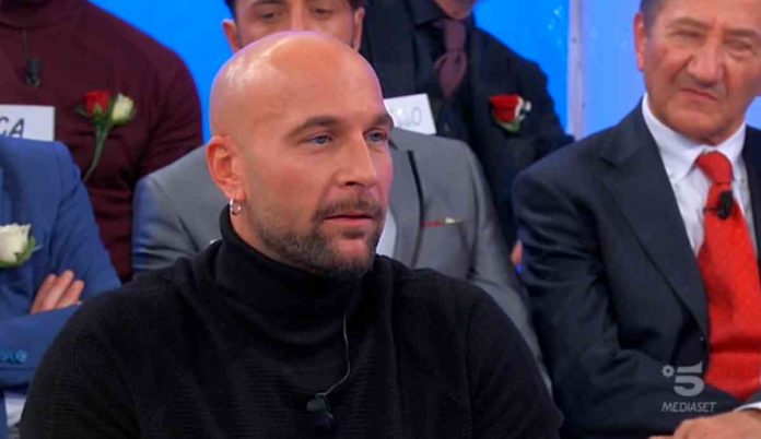 Uomini e donne: news dalla puntata di oggi, 28 febbraio 2020 | Video Witty tv Erik Pregnolato a Uomini e donne