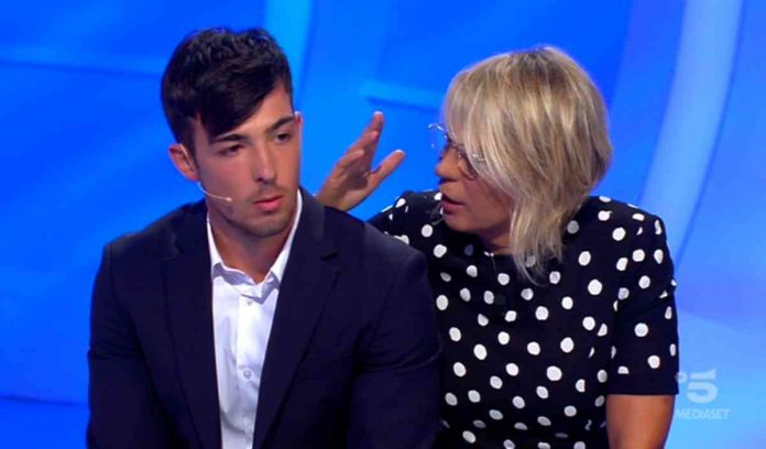 C’è posta per te 2020, la storia di mamma Diletta e di suo figlio Gabriele | video Witty tv La storia di Gabriele e mamma Diletta a C'è posta per te 2020