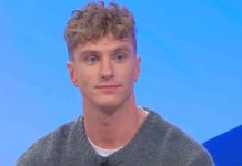 Uomini e donne oggi, Gaetano è il nuovo corteggiatore della tronista Sara: le sue prime parole | video Witty tv Gaetano è il nuovo corteggiatore di Sara Shaimi a Uomini e donne