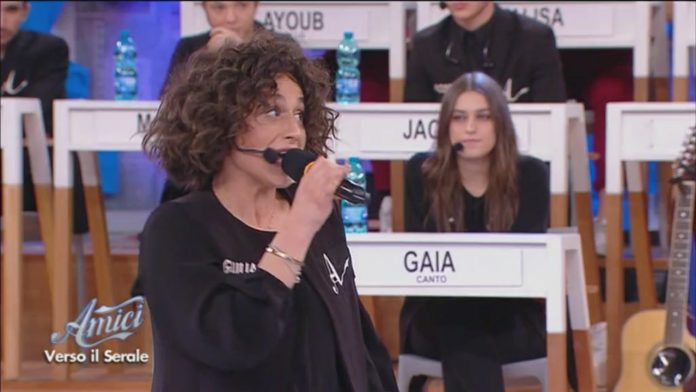 Amici 19, Giulia in lacrime: le parole dei compagni | Video Witty Tv Giulia ad Amici 19