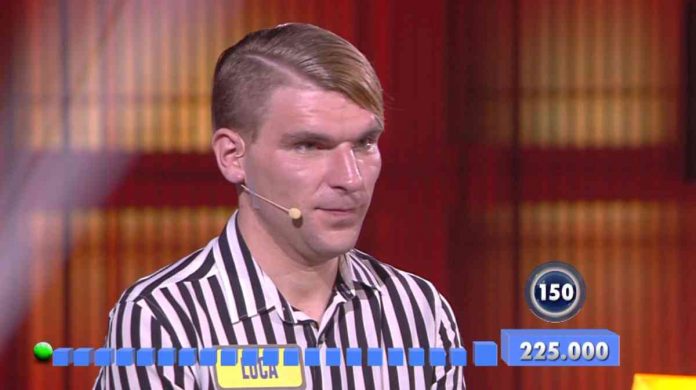 Avanti un altro 2020 in streaming: rivediamo l’intera prima puntata del 6 gennaio | video Mediaset Il gioco finale di Luca ad Avanti un altro 2020