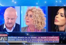 Nina Moric e la madre di Luigi Favoloso una contro l’altra a Live – Non è la D’Urso: spunta una lettera di lui | video Mediaset La madre di Luigi Favoloso a Live - Non è la D'Urso