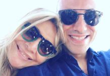 Vincenzo De Lucia imita Mara Venier per Superguida tv: “La mia Sandra Milo a Domenica In, il bene che voglio a Vladimir Luxuria e la candidatura per Tale e Quale Show” | VIDEO e INTERVISTA Mara Venier e il suo imitatore Vincenzo De Lucia