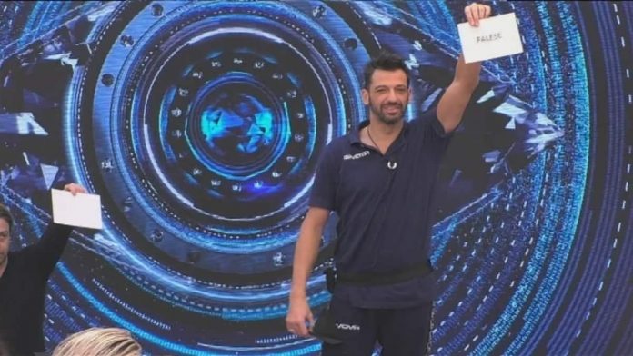 Grande Fratello Vip 2020: le nomination degli uomini 4 palesi (Pago, Denver, Andrea e Paolo) e 4 segrete | Video Mediaset Pago legge il C. U. del GFVIP2020