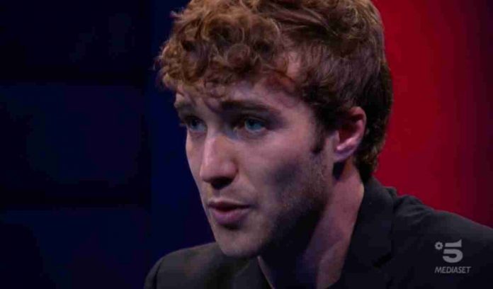 Grande Fratello Vip 4, la reazione di Paolo Ciavarro e degli altri alla squalifica di Clizia Incorvaia | Video Mediaset Paolo Ciavarro al Grande Fratello Vip 2020