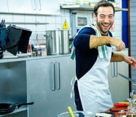 Un Posto al Sole, anticipazioni dal 8 al 15 agosto 2020: le difficoltà di Rossella Samuel Un Posto al Sole