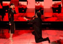 Futura moglie di Vittorio Grigolo? Proposta di matrimonio a All together now: il cantante chiede a Stefania Seimur di sposarlo | video Mediaset Vittorio Grigolo chiede a Stefania Seimur di sposarlo a All together now 2