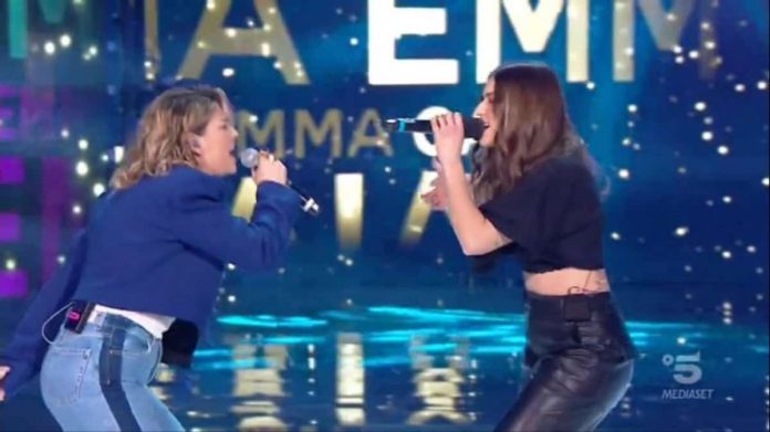 Emma Marrone ad Amici 2020 Serale: il nuovo singolo | Video Witty Tv Alessandra Amoroso e Jacopo
