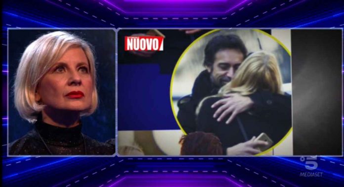 Antonella Elia e il tradimento del fidanzato: pace al GF VIP 4 | Video Mediaset Mattino Cinque Antonella Elia scopre delle foto col compagno e Fiore Argento