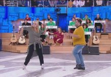 Amici 19: il balletto della Celentano con un ragazzo del pubblico sulle note di Andromeda | Video WittyTv La Maestra Celentano