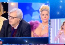 Barbara D’Urso e Vittorio Sgarbi verso la pace? Ecco il fuori onda subito dopo la lite a Live | Video Mediaset LIve Non è la d'urso furiosa lite