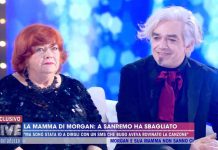 Live – Non è la D’Urso, Morgan ritrova la mamma con una sorpresa e commenta il difficile rapporto con la sorella | video Mediaset Morgan e la mamma Luciana a Live - Non è la D'Urso 2020