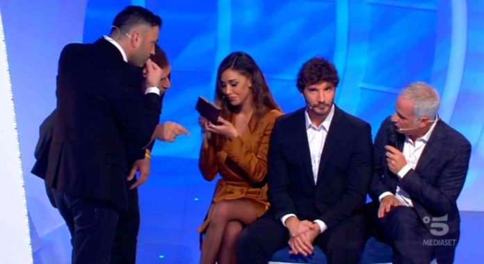 Pio e Amedeo e Belén e Stefano De Martino a C'è posta per te 2020