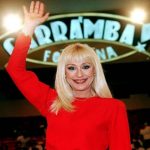 Ascolti tv di martedì 20 luglio 2021: Carràmba! Che sorpresa (11%), Mr Wrong (8.8%), Battiti Live (11.6%) | Dati Auditel Raffaella Carrà