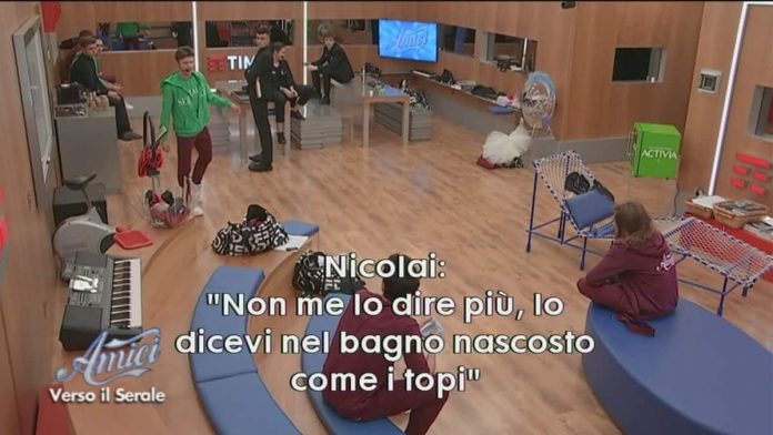 Amici 19: volano stracci tra Nicolai e Javier, i due ballerini classici della scuola | Video WittyTv Amici di Maria de Filippi