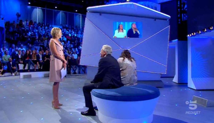 C’è posta per te 2020, Silvana è una figlia e cerca suo padre Aldo: il lieto fine dopo 50 anni | video Witty tv Silvana cerca papà Aldo a C'è posta per te 2020