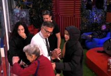 Gf Vip 4, piccolo incidente per Barbara Alberti: la scrittrice dà una testata sul vetro della Casa | video Mediaset La testata di Barbara Alberti al Gf Vip 4