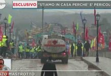 A Mattino Cinque parla un italiano rimasto a Wuhan dopo il CoronaVirus: “non circola più nessuno” | Video Mediaset CoronaVirus, parla italiano rimasto a Wuhan a Mattino Cinque
