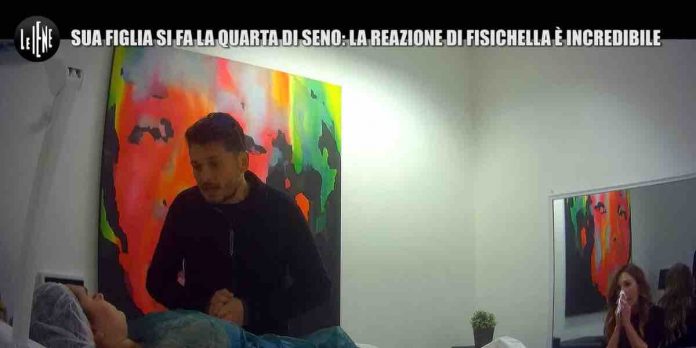 Scherzo Fisichella a Le Iene: la figlia si rifà il seno e lui… | Video Mediaset scherzo Fisichella a Le Iene