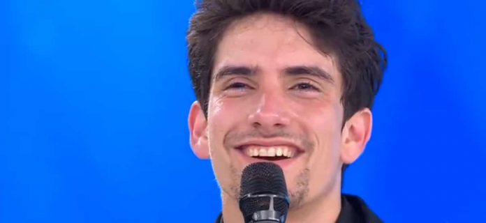 Amici 2020 vincitore: tutti i premi assegnati a Javier | Video Witty Tv Havier in lacrime Amici 2020 Serale