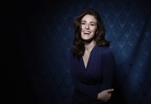 Intervista esclusiva a Diana Del Bufalo: “Non credo che tornerò in Che Dio ci aiuti. A maggio girerò un film” L'attrice e conduttrice Diana Del Bufalo